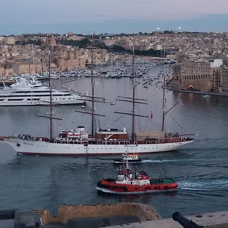 Blue House 9 & Breakfast Birgu