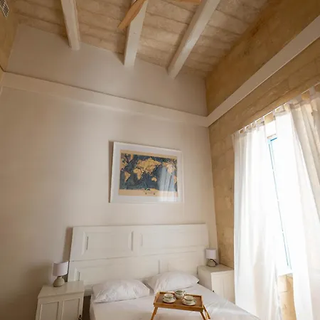 Blue House 9 & Breakfast