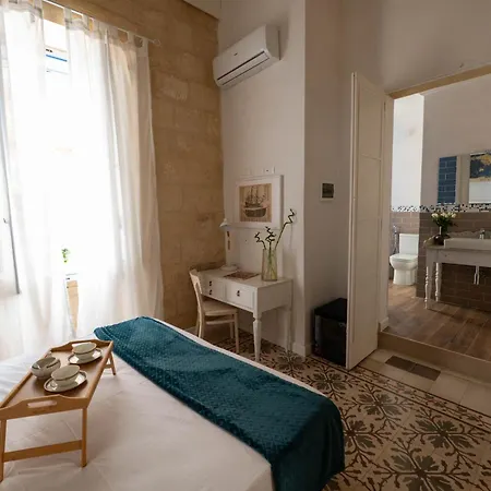 Blue House 9 & Breakfast Bed & Breakfast Birgu