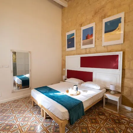 Blue House 9 & Breakfast 4*