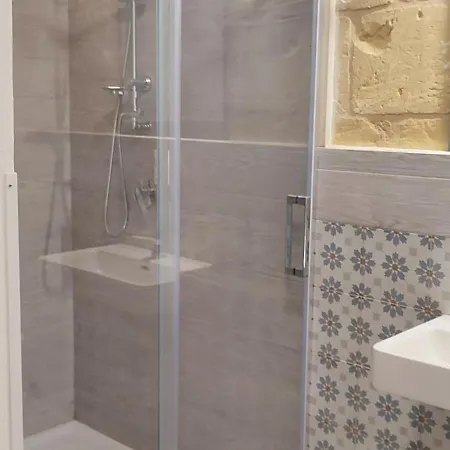 Blue House 9 & Breakfast Bed & Breakfast 4*