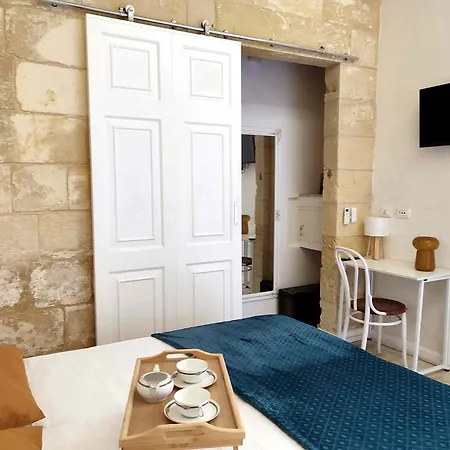 Blue House 9 & Breakfast Nocleg ze śniadaniem Birgu