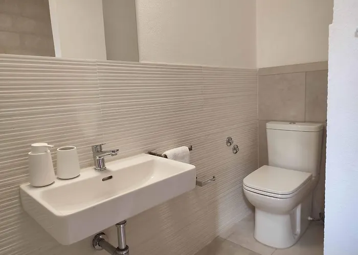 Blue House 9 & Breakfast