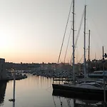 Blue House 9 & Breakfast 4* Birgu