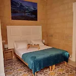 Bed & Breakfast Blue House 9 & Breakfast 4*