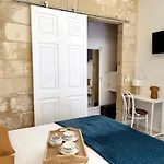 Blue House 9 & Breakfast Bed & Breakfast Birgu