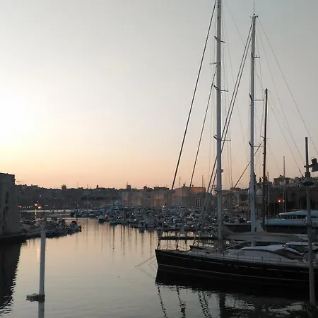 Blue House 9 & Breakfast 4* Vittoriosa