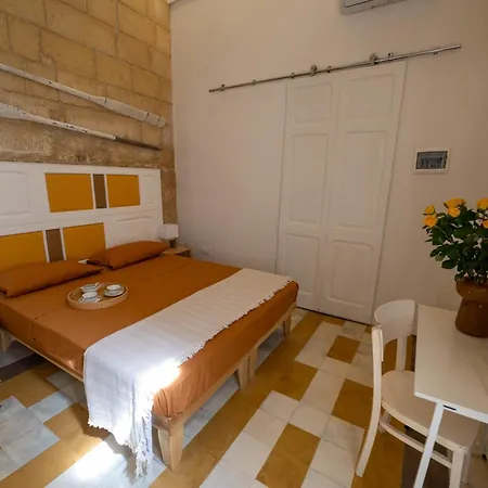Blue House * Birgu