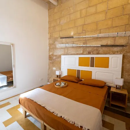 Blue House * Birgu