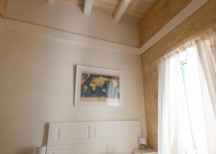 Blue House 9 & Breakfast