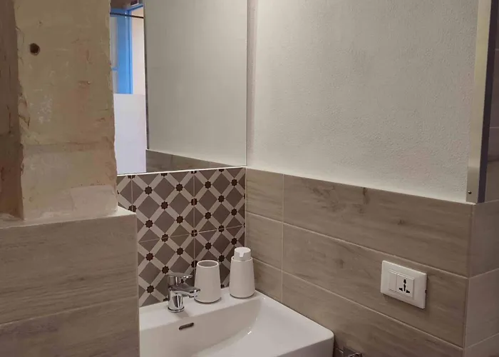 Blue House 9 & Breakfast