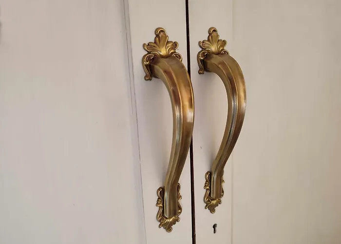 Blue House 9 & Breakfast 4*